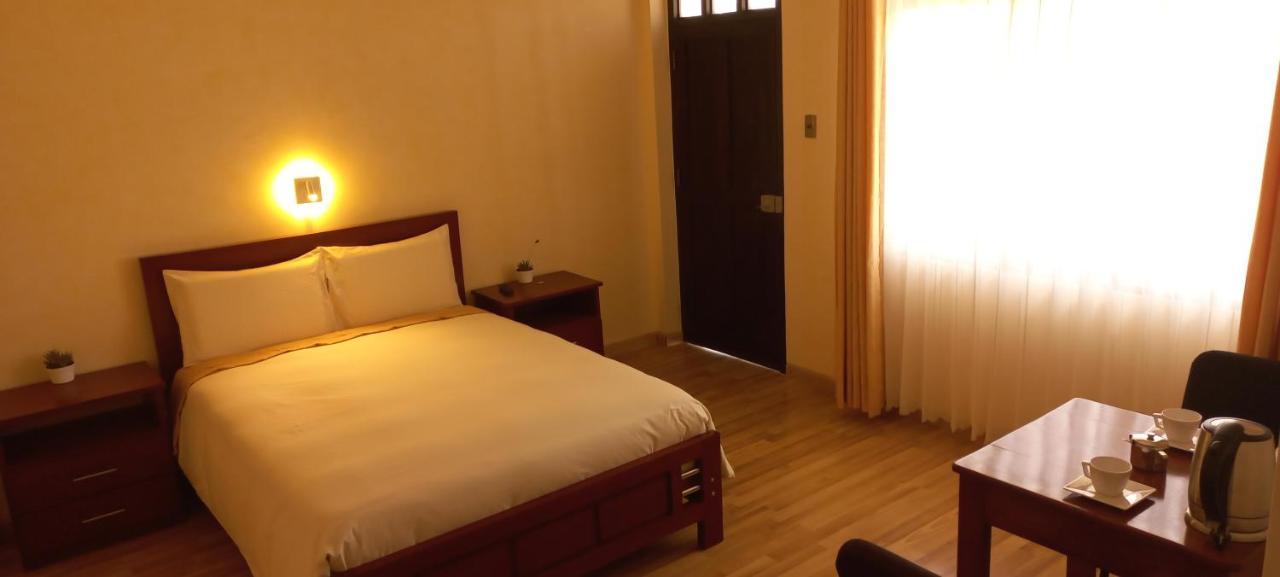 אויוני Hotel Cesare מראה חיצוני תמונה